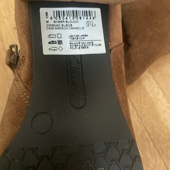 Adorable slouchy boots - Picture 2 of 7